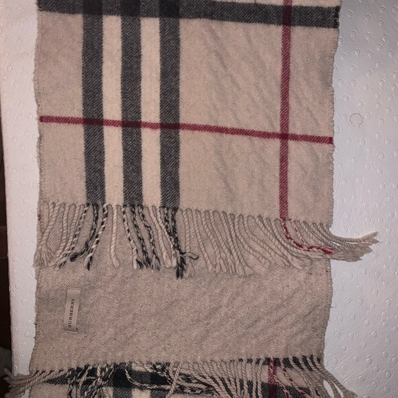 Burberry Accessories - FALL/WINTER SALE ❄️❣️RARE Burberry scarf 🧣